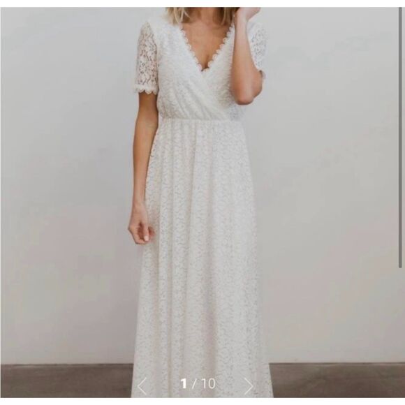 Baltic Born Dresses & Skirts - NWT Baltic Born Venice White Lace V Neck Romantic Maxi Dress Size XS